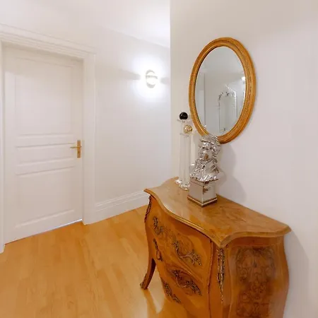 Apartament Grande Castellano *